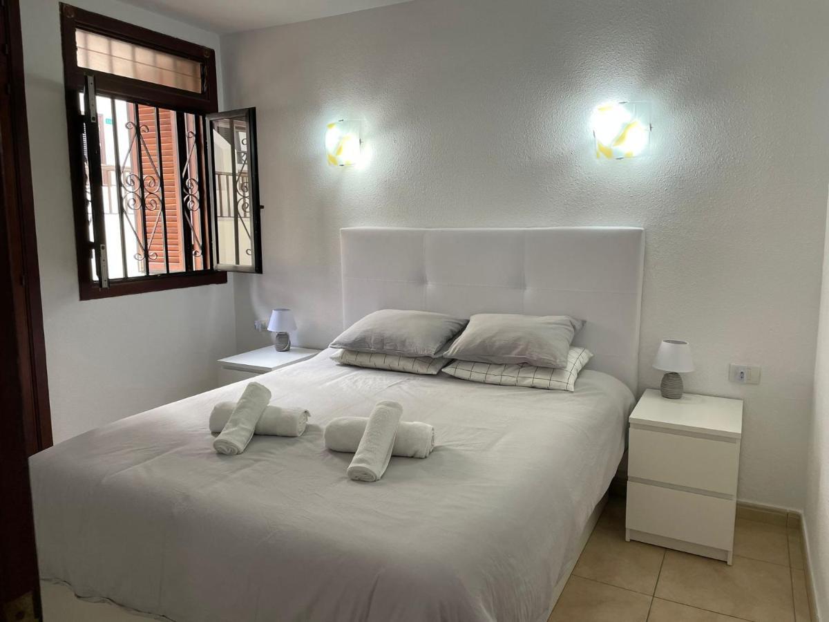 Under The Lime, Beautiful Apartment Los Cristianos Лос Кристианос Екстериор снимка