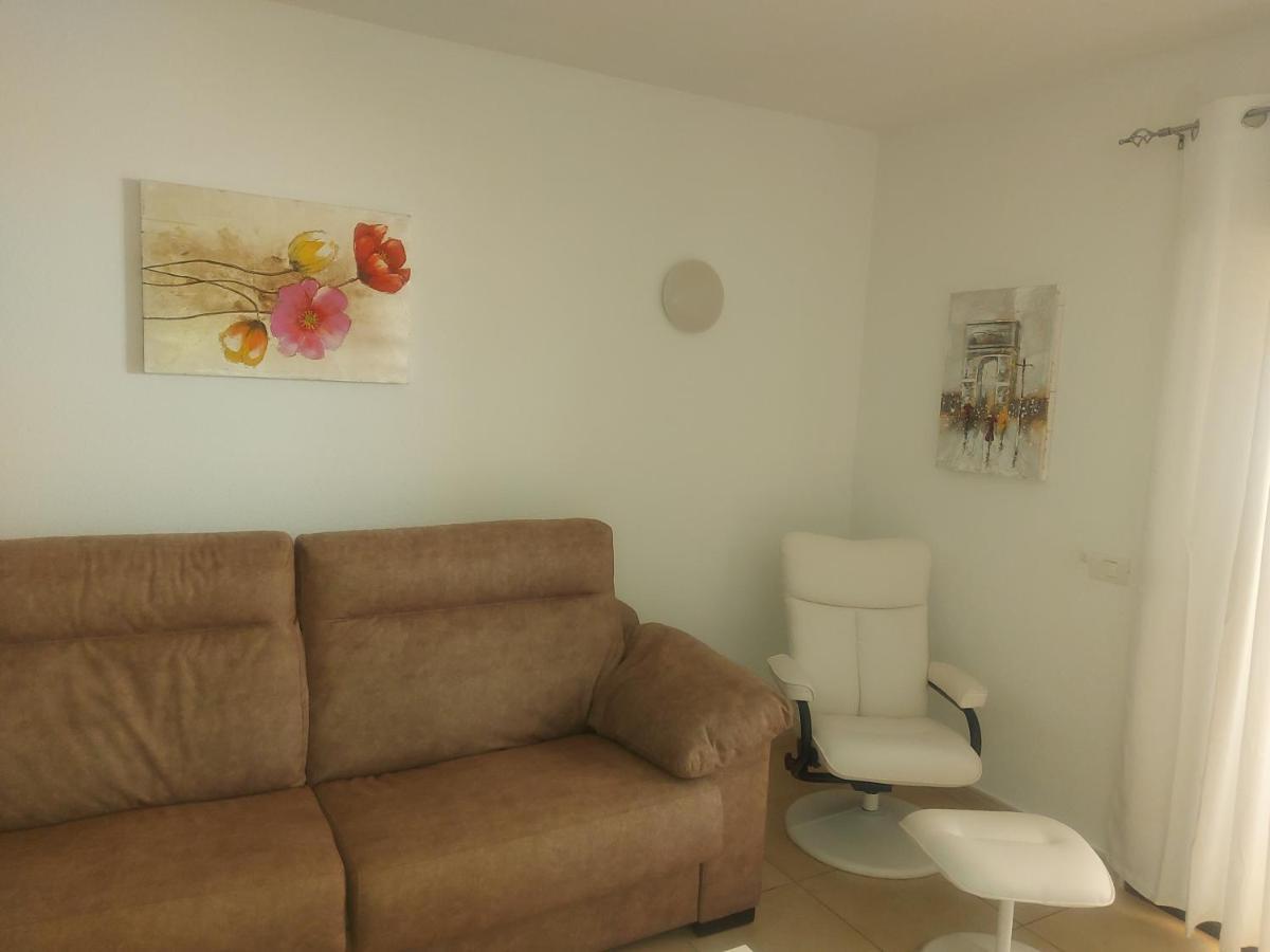 Under The Lime, Beautiful Apartment Los Cristianos Лос Кристианос Екстериор снимка